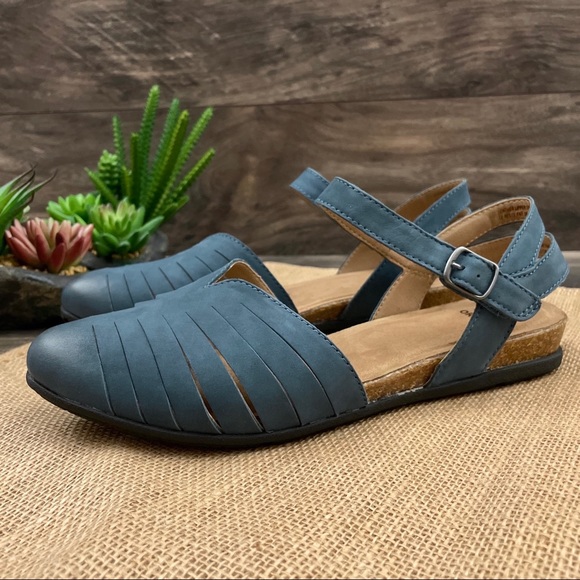 Earth Origins WIDE Palomos Peyton Mary Jane Sandal - Picture 5 of 15